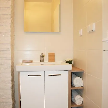 Apartment Lea Prague