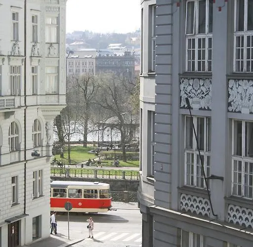 Lea * Prag